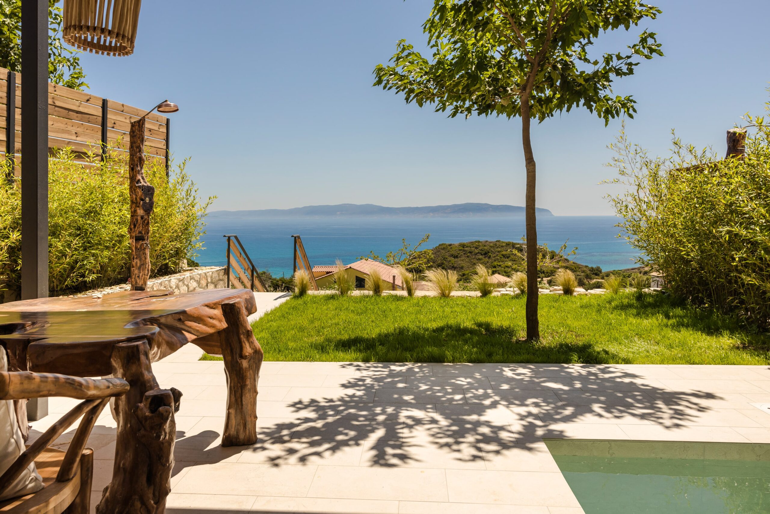 A Glimpse of Refined Luxury1